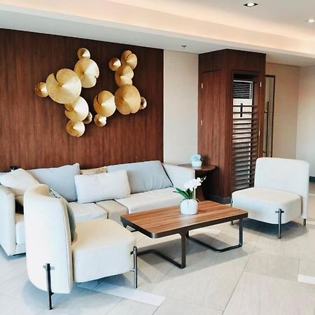 Rj Elite Escape 2Br Condo W Balcony Near Sm Iloilo ภายนอก รูปภาพ