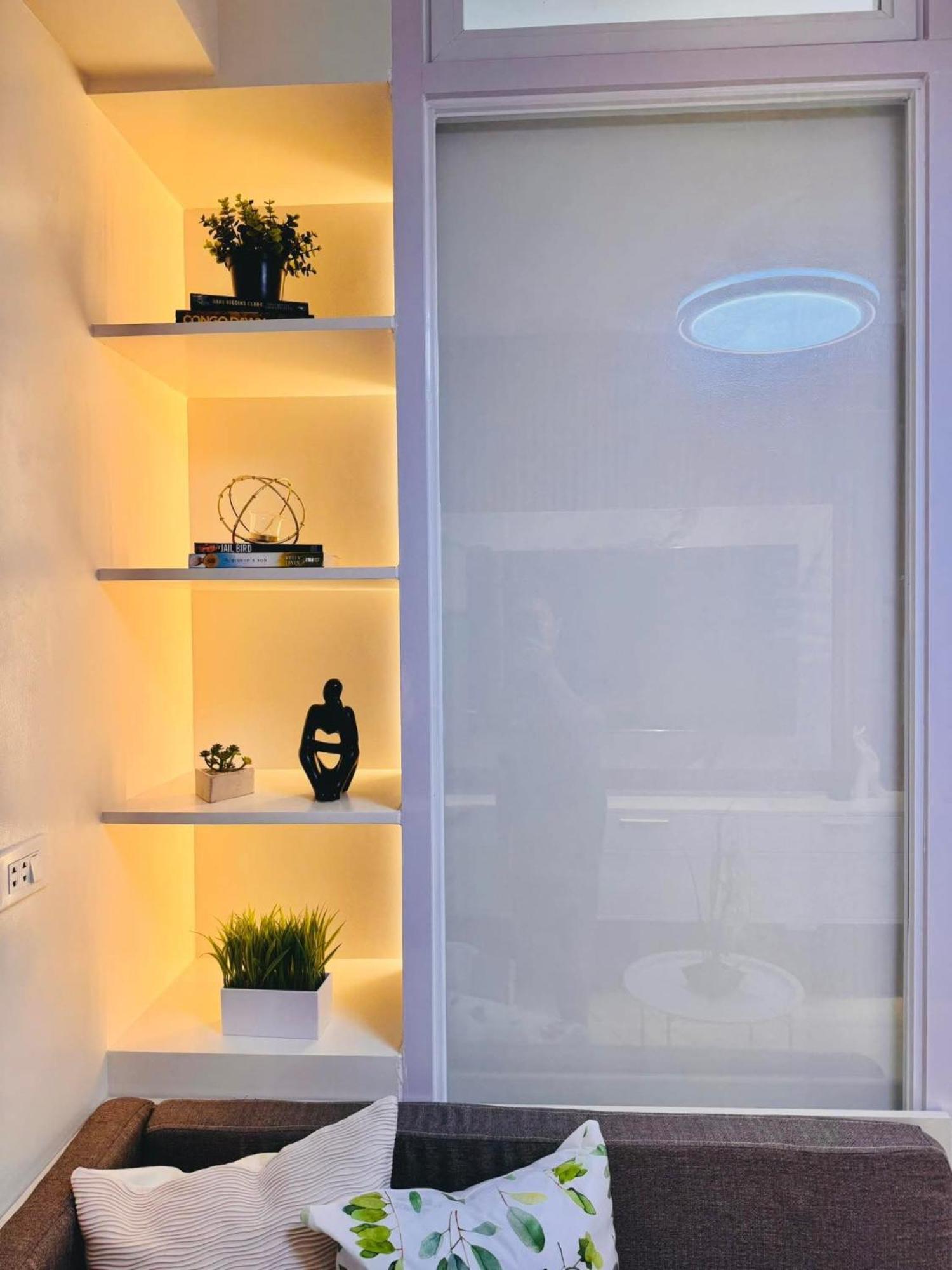 Rj Elite Escape 2Br Condo W Balcony Near Sm Iloilo ภายนอก รูปภาพ